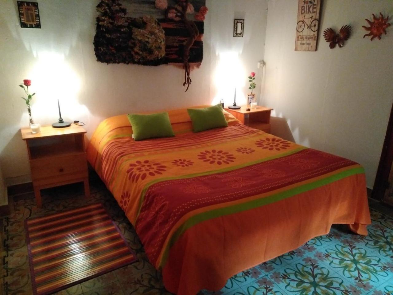 Habitacion En Piso Compartido Barcelona Exterior photo